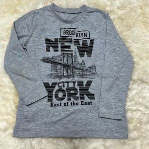 Worn once - Boys New York Long Sleeve T-shirt 4-5T